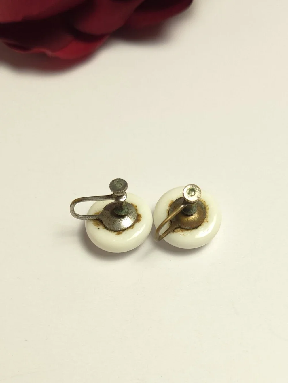 Vintage Japan Round White Milk Glass Ceramic Earrings Screw Back Made in Japan